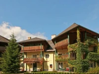 Three-Bedroom Apartment Forsthaus 1 
