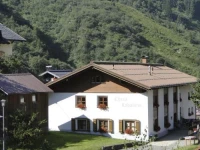 Chesa Lavadina 