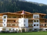 Natur- & Wanderhotel Tuxertal 