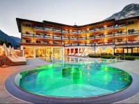 Kinderhotel Post - Thermen- & GsundDГ¶rfl 