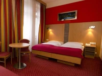 Hotel Cryston 