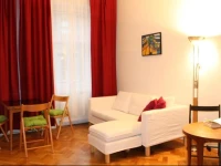 Homelike City Apartment 