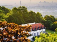 Palace Hostel Schlossherberge 