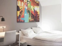 Prater Apartments 