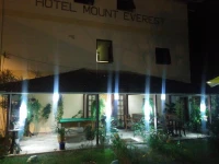 Hotel Mount Everest 2*