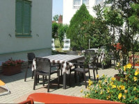 RГ©v Apartmanok