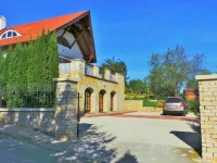 Keith Lakewood Villa 