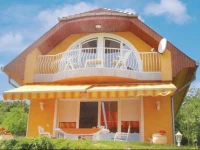 Holiday home Panorama u.-BalatongyГ¶rГ¶k 