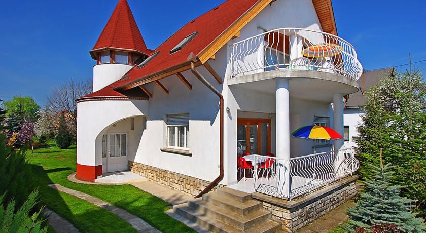 Apartment BalatonboglГЎr 3 