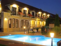 Bajor PanziГі Restaurant Aparthotel BГјk-BГјkfГјrdЕ‘ 3*
