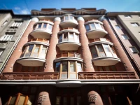 Lord Residence 