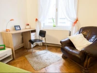 7 Central Apartment 