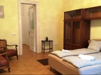 Antique Apartment - Semmelweis utca 17 
