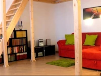 Flow Apartment 
