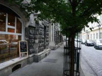 Guest Rest Studio Apartments 