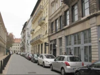 KirГЎlyi Apartment 