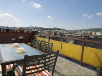 Margaret Apartment 