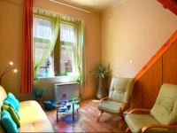 R7 Apartment 