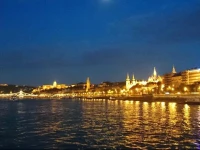 River`s Crown Apartment 