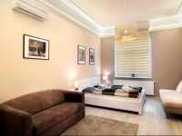 Szinyei Apartment 