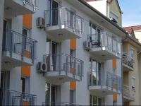 PillangГі Apartman 
