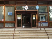 EszterhГЎzy KГЎroly FЕ‘iskola "B" Г©pГјlete 
