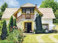 Holiday home Acsai utca-Igal 