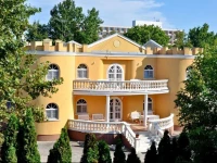 KastГ©ly PanziГі 