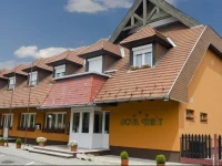 KarГЎt Hotel 