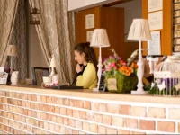 TГјndГ©rkert Hotel Г©s RendezvГ©nykГ¶zpont 