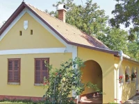 Holiday home SzabadsГЎg tГ©r-Ordacsehi 