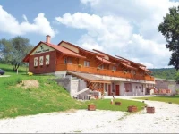Apartment PiliscsГ©v with Mountain View 375 