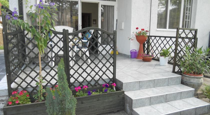 Luna apartmanhГЎz 