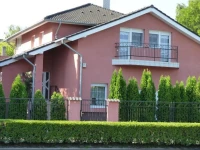 TГіth Apartman 