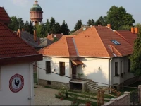 Il Gallo Nero - Fekete Kakas Г‰tterem Г©s PanziГі 