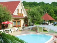 AranybГЎnya PanziГі Г©s ApartmanhГЎz 
