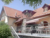 ApartmanhГЎz KlГЎra 