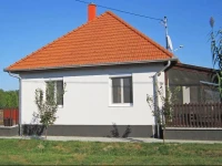 Holiday Home TiszabГЎbolna 6992 