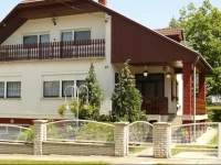 Zsuzsi Apartman 