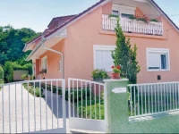 Holiday home AcГЎcfa Utca-ZamГЎrdi 