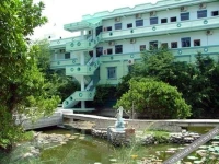 Phong Lan Hotel 