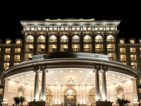Vinpearl Discovery 1 &amp; 2 Nha Trang