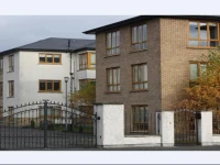 Esker Riada Apartments 