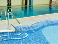 Shearwater Hotel 