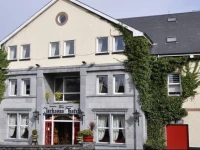 Jacksons Hotel & Leisure Centre 