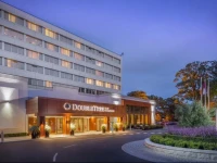 DoubleTree by Hilton Dublin Burlington Road 