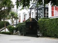 Sandymount Hotel 