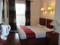 Clifton Court Hotel 