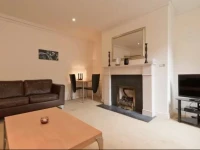 Central Victorian Apartment 