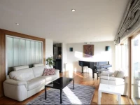 Superb Gallery Quay Penthouse 